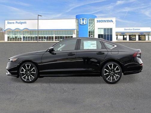 Crystal Black Pearl 2026 Honda Accord Hybrid Touring