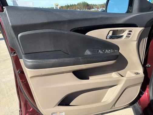 2022 Honda Pilot AWD Elite