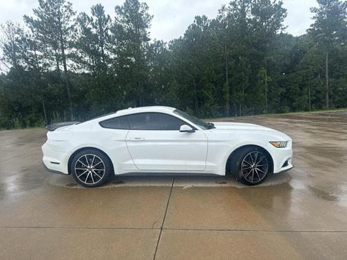 2017 Ford Mustang EcoBoost Premium