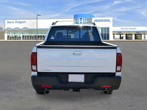 Platinum White Pearl 2026 Honda Ridgeline RTL