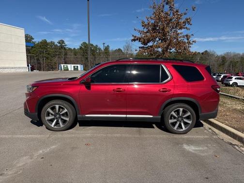 2025 Honda Pilot Touring 8-Passenger