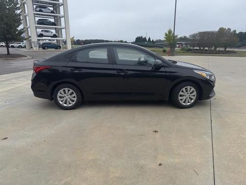 2019 Hyundai Accent SE