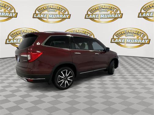 2022 Honda Pilot Touring 8-Passenger