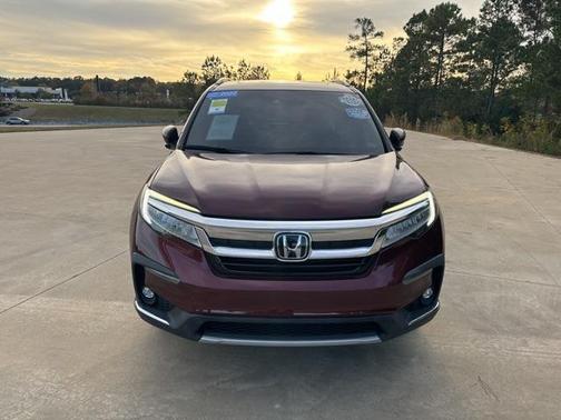 2022 Honda Pilot Touring 8-Passenger