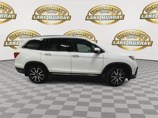 2022 Honda Pilot Touring 8-Passenger