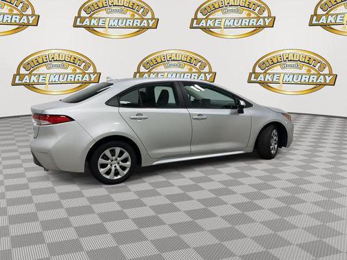 Classic Silver Metallic 2024 Toyota Corolla LE