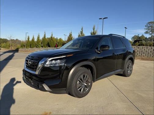 2024 Nissan Pathfinder SV FWD