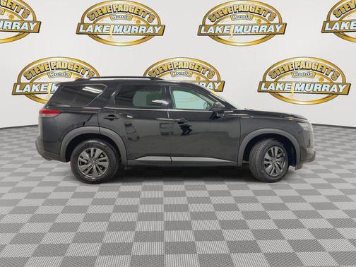 2024 Nissan Pathfinder SV FWD