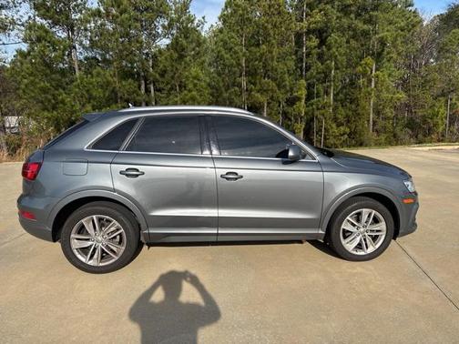 2016 Audi Q3 2.0T Premium Plus