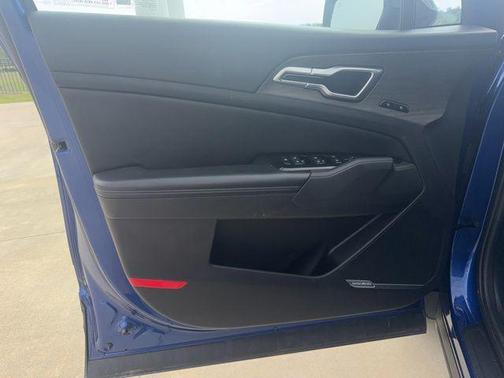 Sapphire Blue 2024 Kia Sportage S