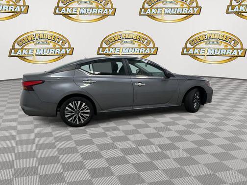 Gun Metallic 2024 Nissan Altima 2.5 SV