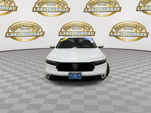 Platinum White 2023 Honda Accord EX