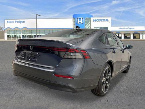 Meteorite Gray Metallic 2026 Honda Accord SE