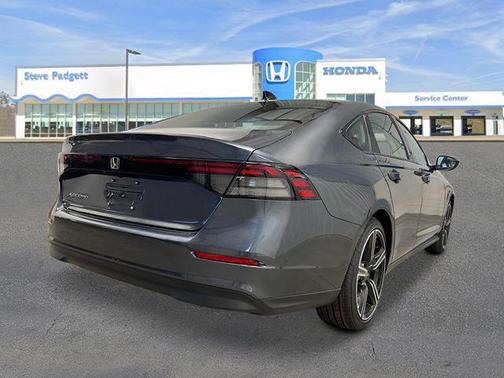 Meteorite Gray Metallic 2026 Honda Accord SE