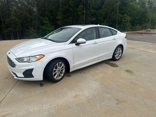 OXFORD WHITE 2020 Ford Fusion SE