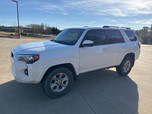 2022 Toyota 4Runner SR5