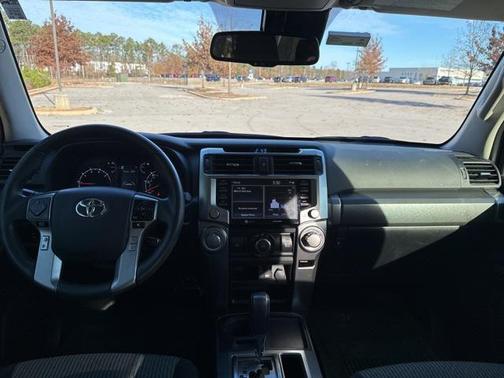 2022 Toyota 4Runner SR5