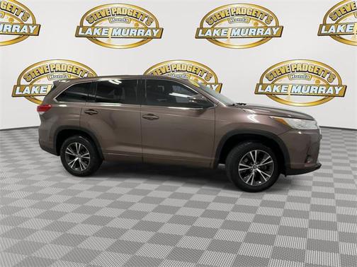 2017 Toyota Highlander LE Plus