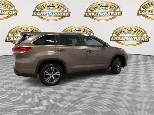 2017 Toyota Highlander LE Plus