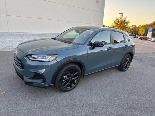 2025 Honda HR-V 2WD Sport