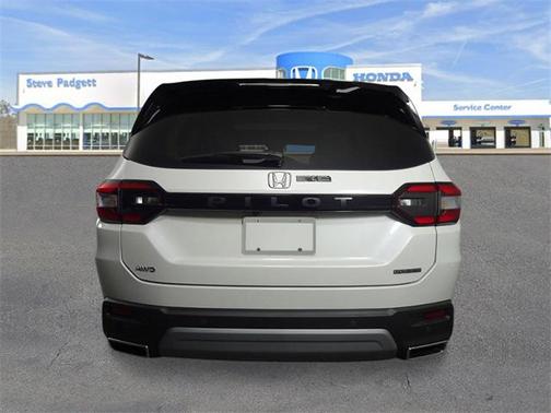 2025 Honda Pilot Touring 8-Passenger