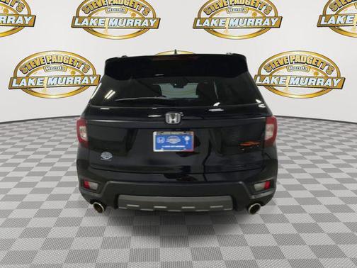 Crystal Black Pearl 2022 Honda Passport AWD TrailSport
