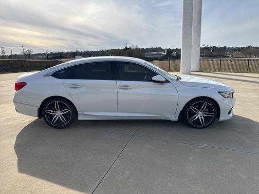 2021 Honda Accord Touring 2.0T