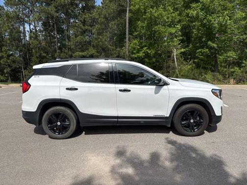 Summit White 2019 GMC Terrain SLE