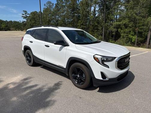 Summit White 2019 GMC Terrain SLE