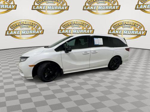 Platinum White Pearl 2024 Honda Odyssey Sport