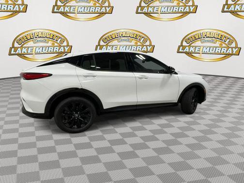 Summit White 2024 Buick Envista Sport Touring FWD