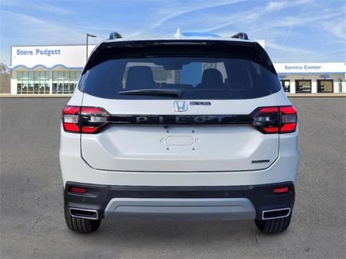 2025 Honda Pilot Touring 8-Passenger