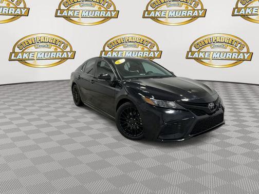 Midnight Black Metallic 2023 Toyota Camry SE