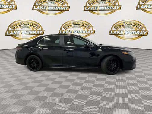 Midnight Black Metallic 2023 Toyota Camry SE