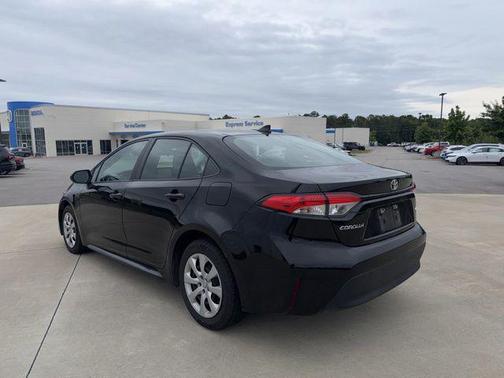 Midnight Black Metallic 2024 Toyota Corolla LE