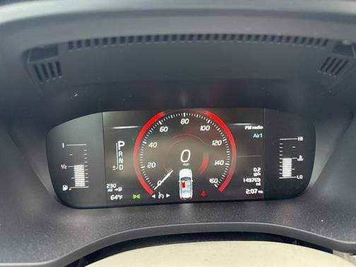 2019 Volvo XC60 T5 Momentum