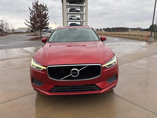 2019 Volvo XC60 T5 Momentum