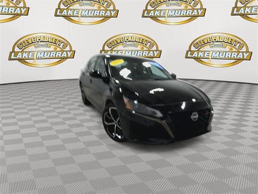2023 Nissan Altima SR FWD