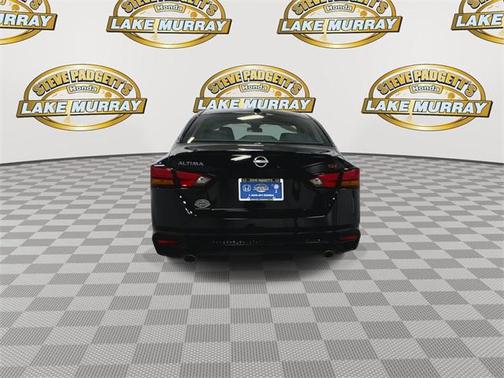 2023 Nissan Altima SR FWD