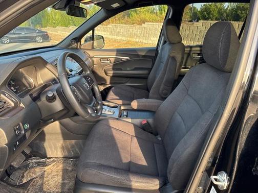 2022 Honda Pilot AWD Sport