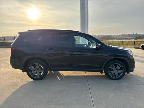 2022 Honda Pilot AWD Sport