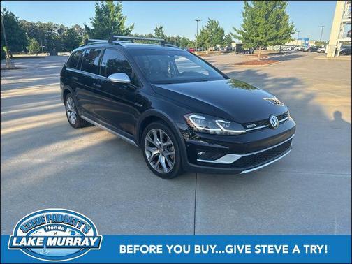 Deep Black Pearl Metallic 2018 Volkswagen Golf Alltrack TSI S