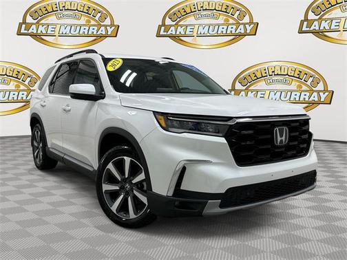 2023 Honda Pilot Touring 8-Passenger