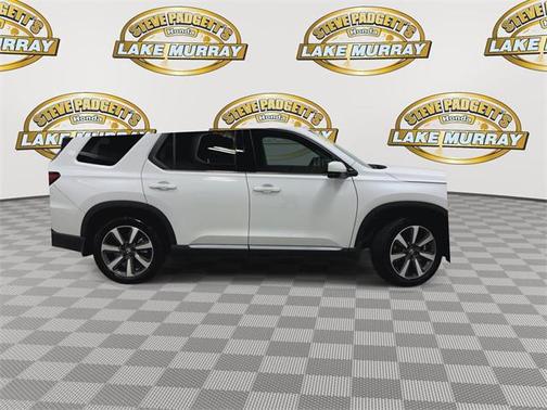 2023 Honda Pilot Touring 8-Passenger