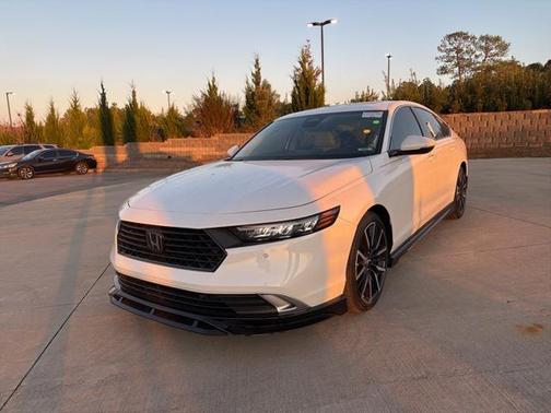 2023 Honda Accord Hybrid Touring