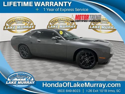 2022 Dodge Challenger SXT