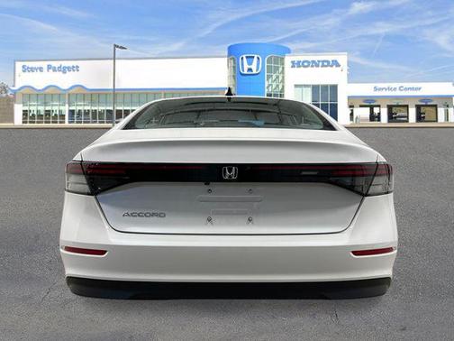 Platinum White Pearl 2026 Honda Accord SE