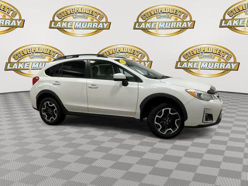 Crystal White Pearl 2017 Subaru Crosstrek 2.0i Premium