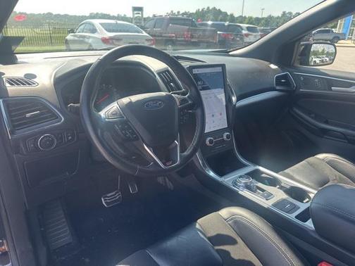 2023 Ford Edge ST