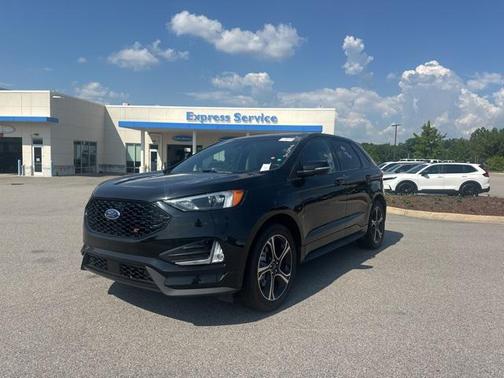 2023 Ford Edge ST